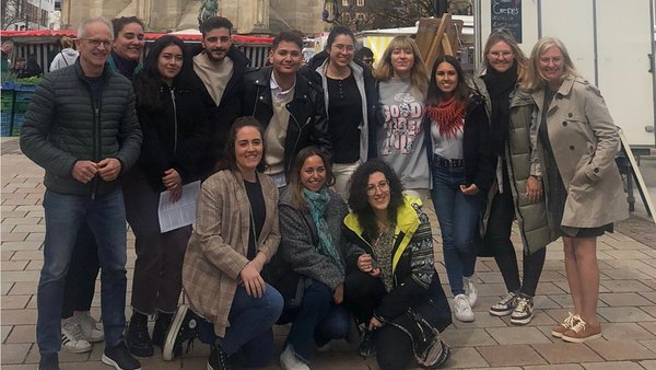 Spanische Erzieher*innen als Fachkräfteunterstützung Spanische Erzieher*innen als Fachkräfteunterstützung